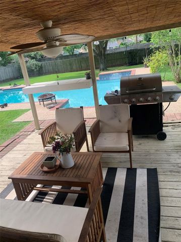 2623 Ferry Landing, Sugar Land, TX 77478