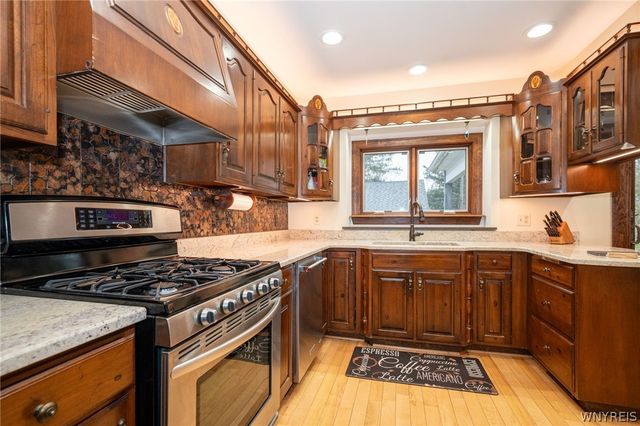 162 Ivyhurst Road, Amherst, NY 14226