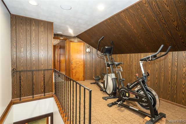 162 Ivyhurst Road, Amherst, NY 14226