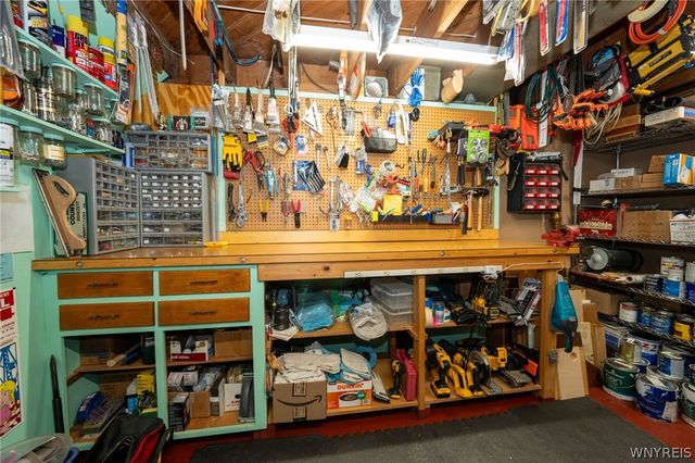 162 Ivyhurst Road, Amherst, NY 14226