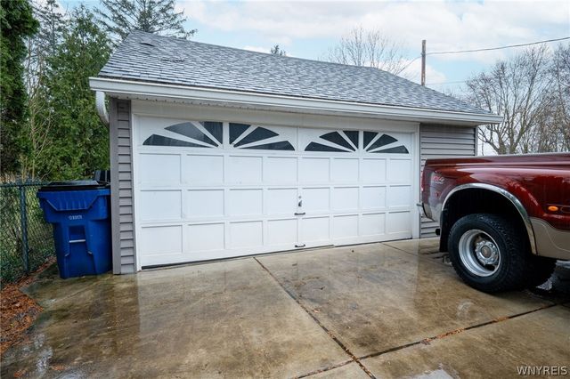 162 Ivyhurst Road, Amherst, NY 14226