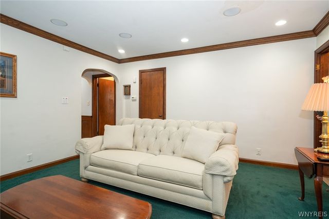 162 Ivyhurst Road, Amherst, NY 14226