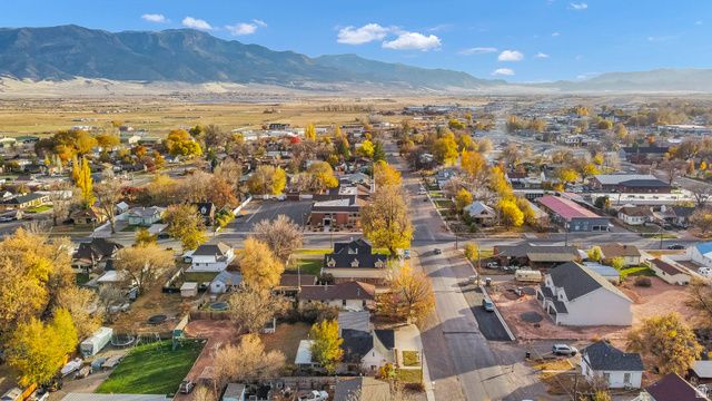 62 N 200 E, Richfield, UT 84701