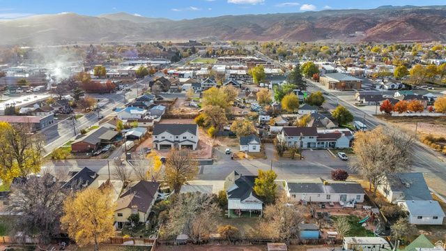 62 N 200 E, Richfield, UT 84701