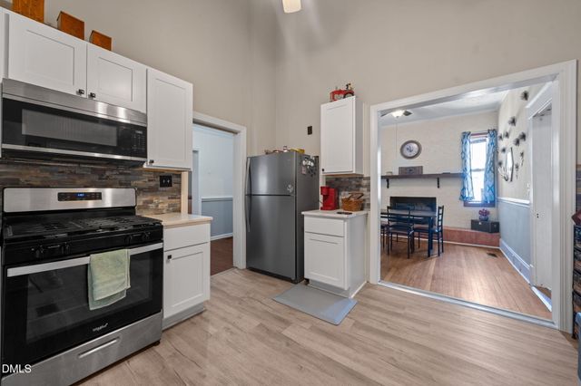 307 W Canary Street, Dunn, NC 28334