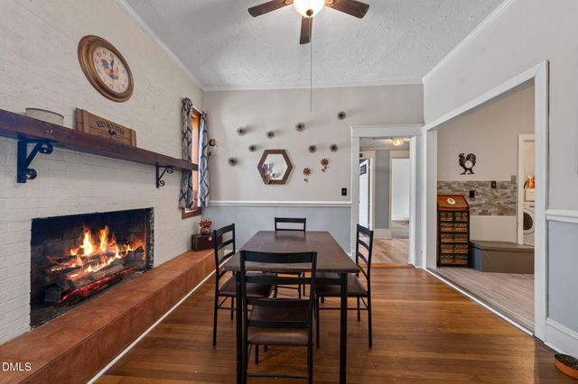 307 W Canary Street, Dunn, NC 28334
