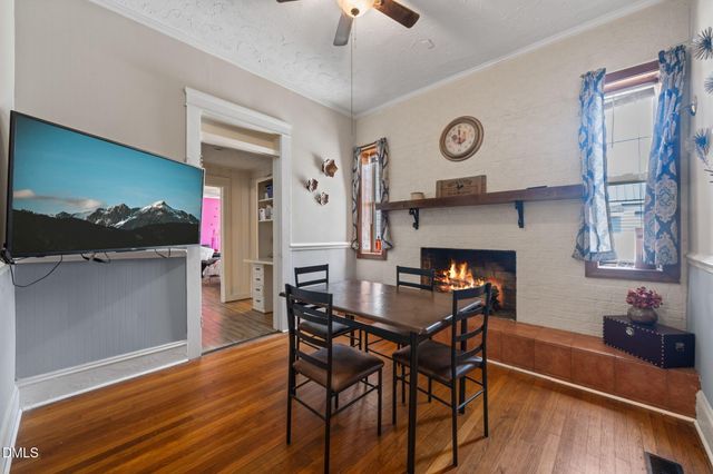 307 W Canary Street, Dunn, NC 28334