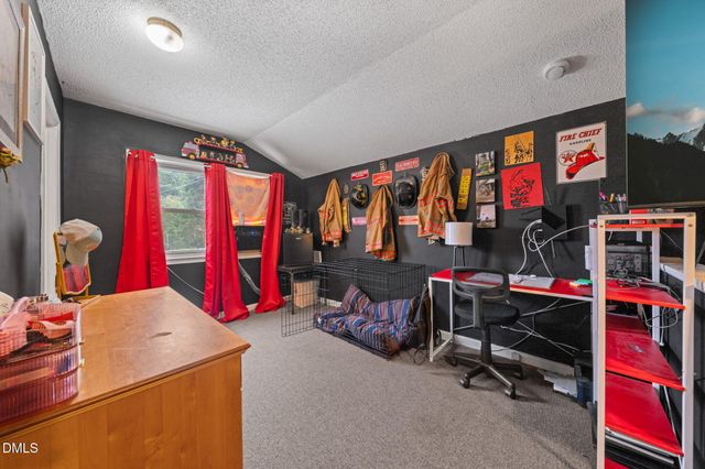 307 W Canary Street, Dunn, NC 28334