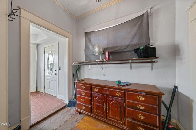 307 W Canary Street, Dunn, NC 28334