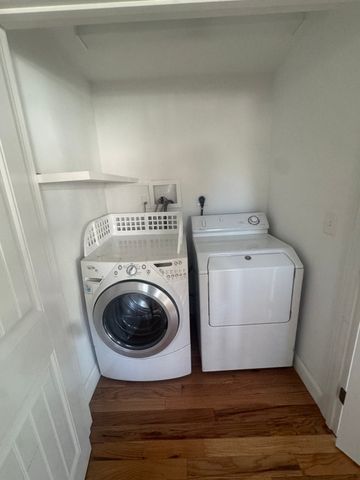 31 Hampton Cir 1, Hull, MA 02045