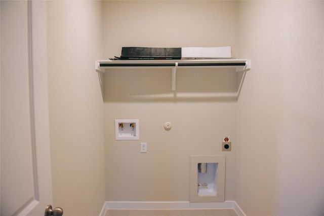 146 Ayres Horn, Cedar Creek, TX 78612