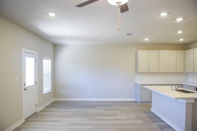 146 Ayres Horn, Cedar Creek, TX 78612