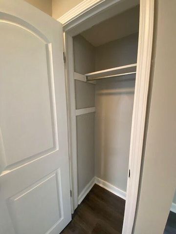 236 W Kanawha Avenue, Columbus, OH 43214