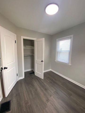 236 W Kanawha Avenue, Columbus, OH 43214