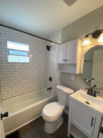 236 W Kanawha Avenue, Columbus, OH 43214