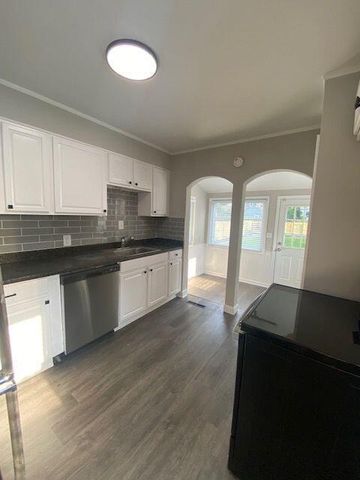 236 W Kanawha Avenue, Columbus, OH 43214