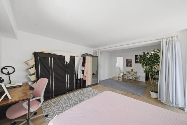 6030 N SHERIDAN Road 1001, Chicago, IL 60660