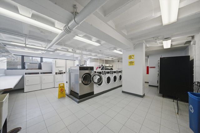 6030 N SHERIDAN Road 1001, Chicago, IL 60660