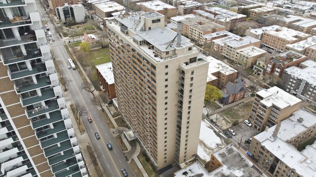 6030 N SHERIDAN Road 1001, Chicago, IL 60660