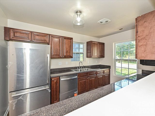 930 Wainwright Avenue, Charlotte, NC 28206