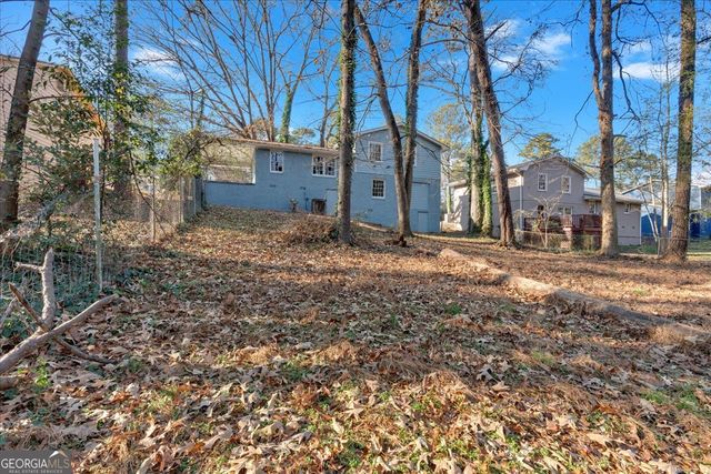 2080 Bluffton Way, Decatur, GA 30035