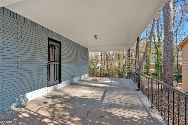 2080 Bluffton Way, Decatur, GA 30035