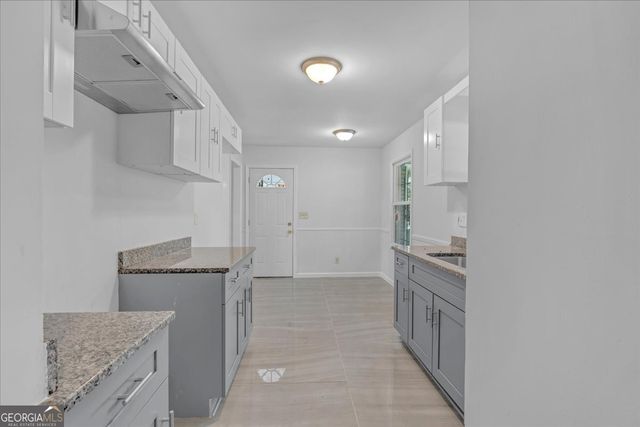 2080 Bluffton Way, Decatur, GA 30035