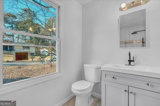 2080 Bluffton Way, Decatur, GA 30035