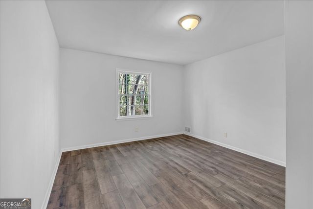 2080 Bluffton Way, Decatur, GA 30035