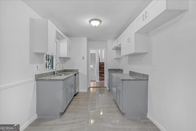 2080 Bluffton Way, Decatur, GA 30035