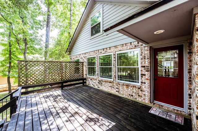 1006 Amesbury Court, Huntsville, TX 77340