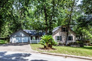 1006 Amesbury Court, Huntsville, TX 77340
