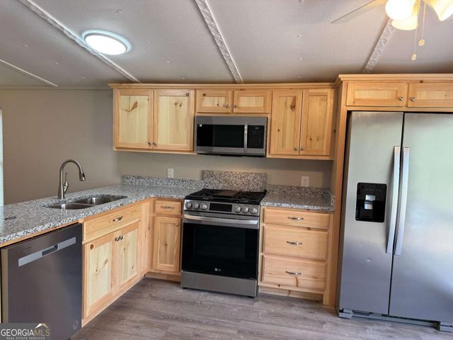 99 Davis Drive, Jasper, GA 30143