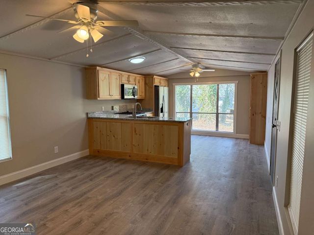 99 Davis Drive, Jasper, GA 30143