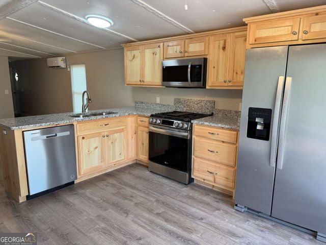 99 Davis Drive, Jasper, GA 30143