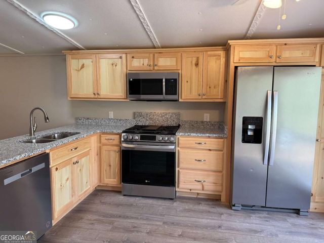 99 Davis Drive, Jasper, GA 30143