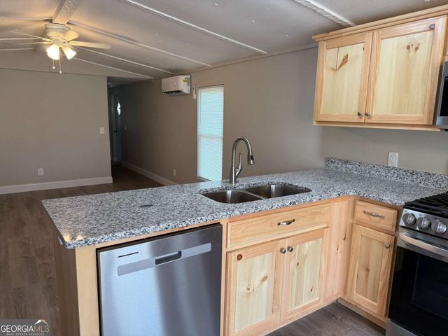 99 Davis Drive, Jasper, GA 30143