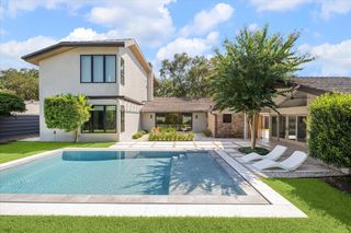 5686 Bayou Glen Road, Houston, TX 77056