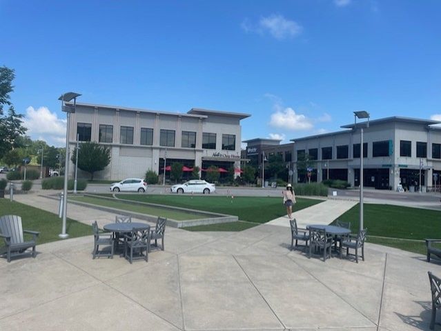 1521 Eagle Pointe Dr, Cecil, PA 15317