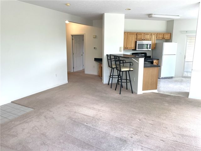 1521 Eagle Pointe Dr, Cecil, PA 15317