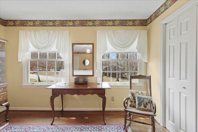 933 Dunsinane Road, Signal Mountain, TN 37377