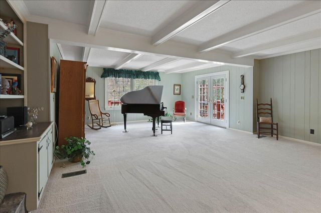 933 Dunsinane Road, Signal Mountain, TN 37377