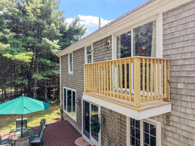 18 Silva Street, Carver, MA 02330