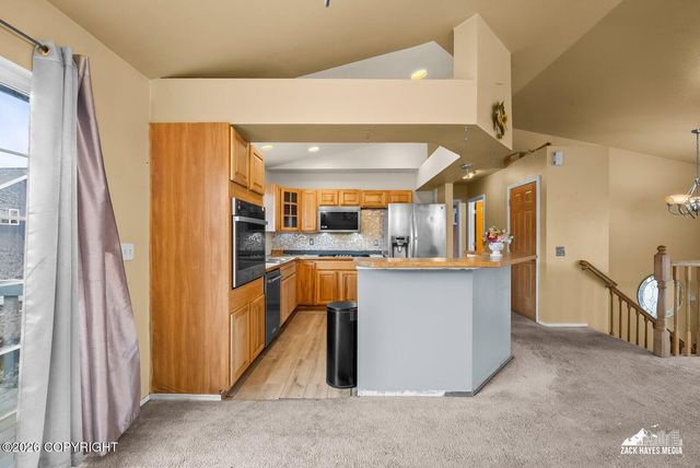 1546 N Heather Meadows Loop, Anchorage, AK 99507