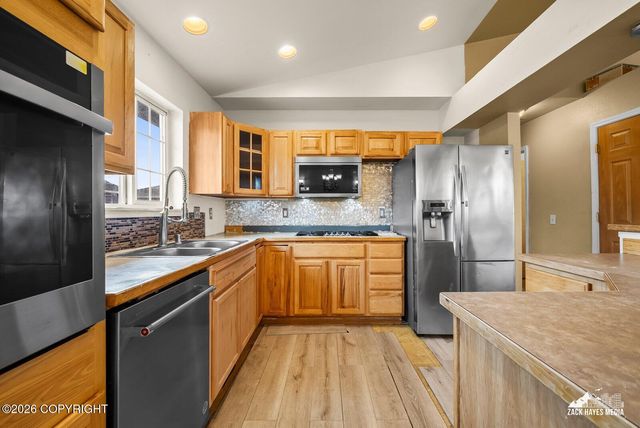 1546 N Heather Meadows Loop, Anchorage, AK 99507
