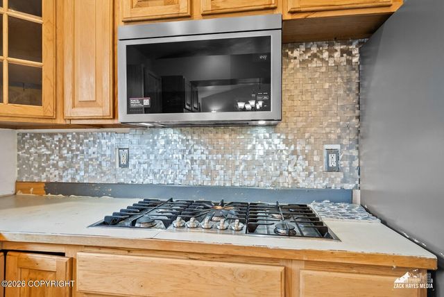 1546 N Heather Meadows Loop, Anchorage, AK 99507