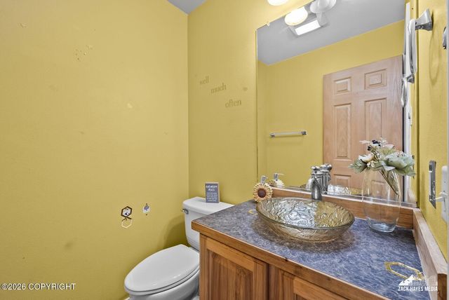 1546 N Heather Meadows Loop, Anchorage, AK 99507
