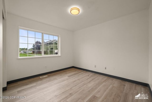 1546 N Heather Meadows Loop, Anchorage, AK 99507