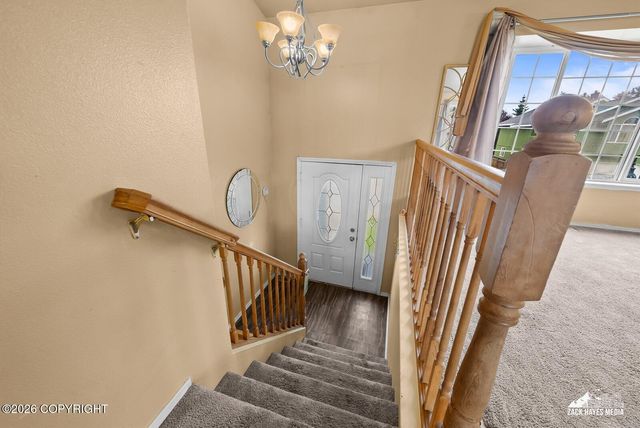 1546 N Heather Meadows Loop, Anchorage, AK 99507