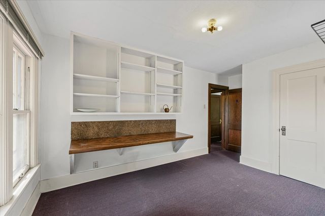 1203 S Race Street, Urbana, IL 61801